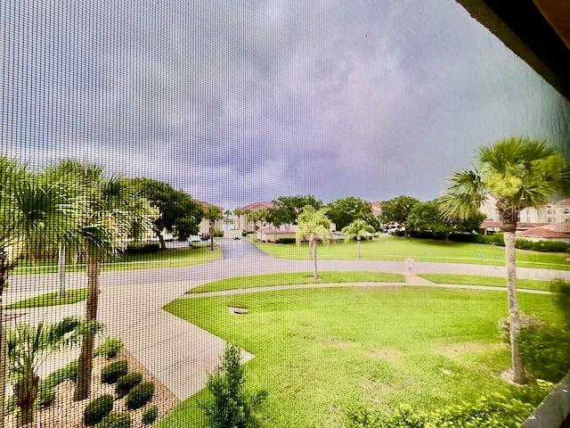 Image 39 of 47 For 439 Bouchelle Drive 202