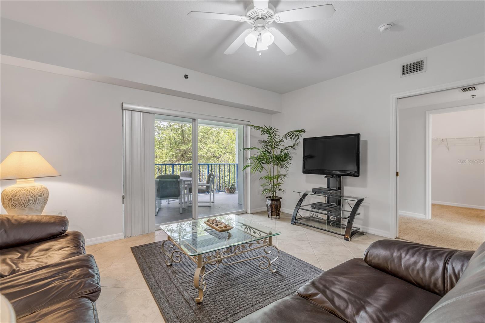 Image 18 of 62 For 5300 Atlantic Avenue 9-206