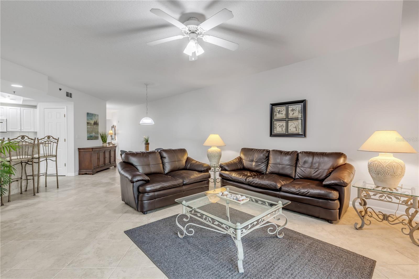Image 19 of 62 For 5300 Atlantic Avenue 9-206