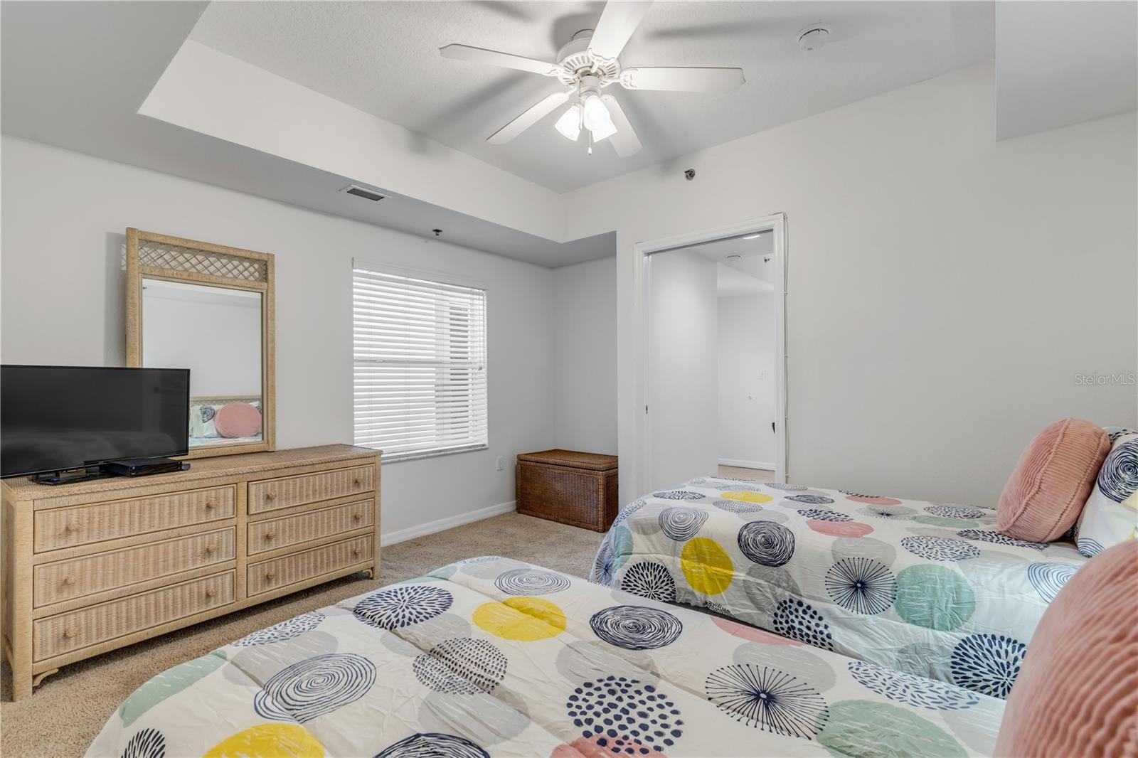 Image 31 of 62 For 5300 Atlantic Avenue 9-206