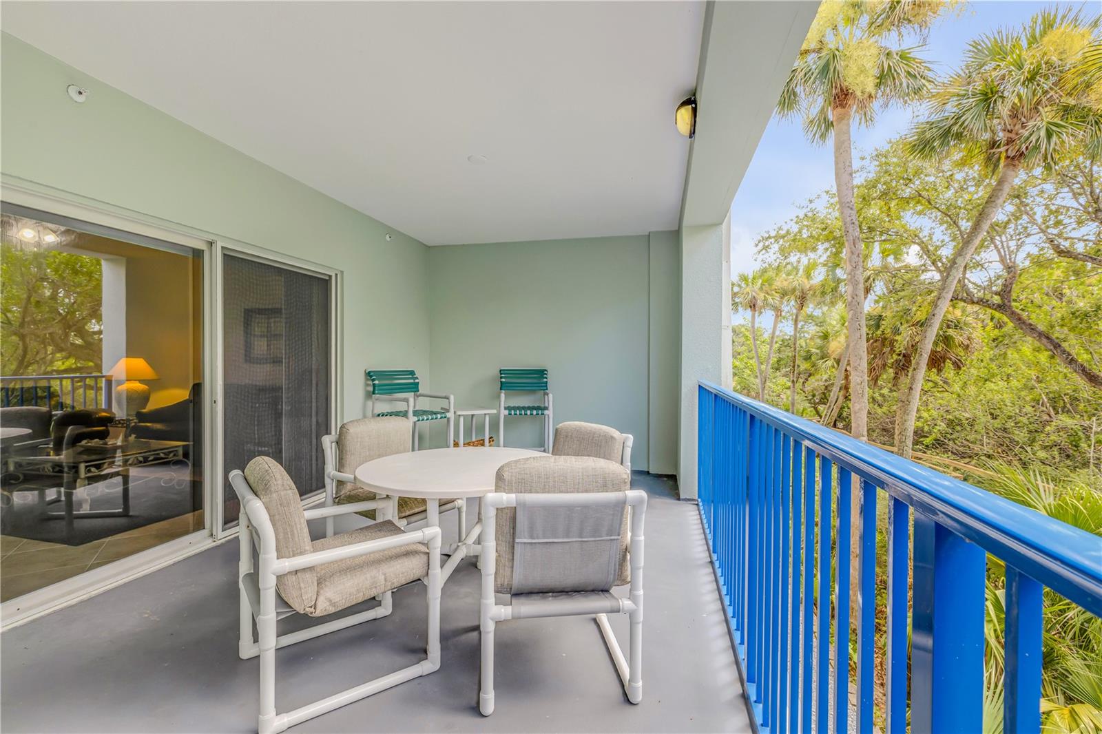 Image 35 of 62 For 5300 Atlantic Avenue 9-206