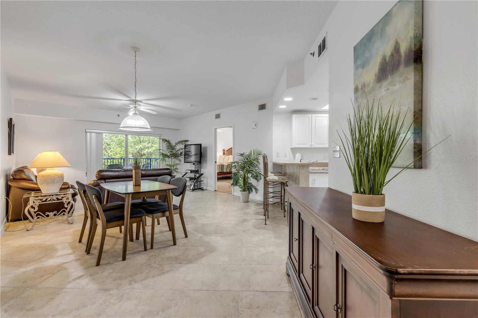 Image 7 of 62 For 5300 Atlantic Avenue 9-206