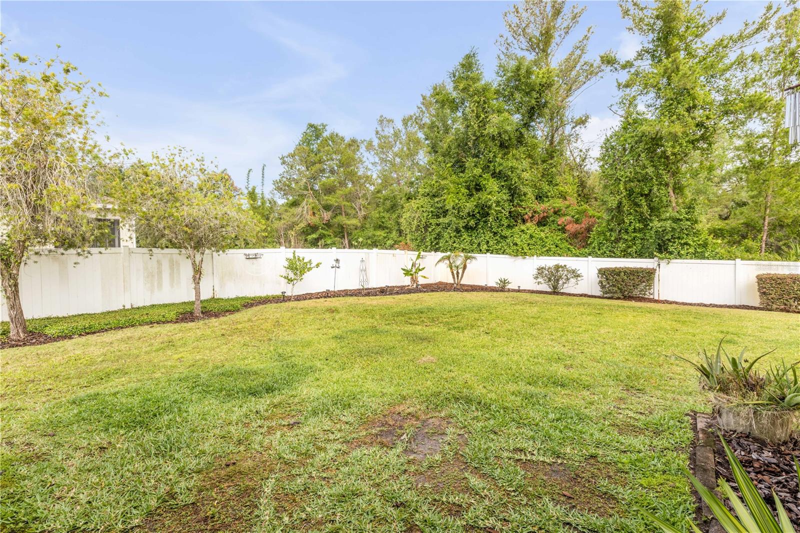 Image 11 of 14 For 115 Los Arbor Drive