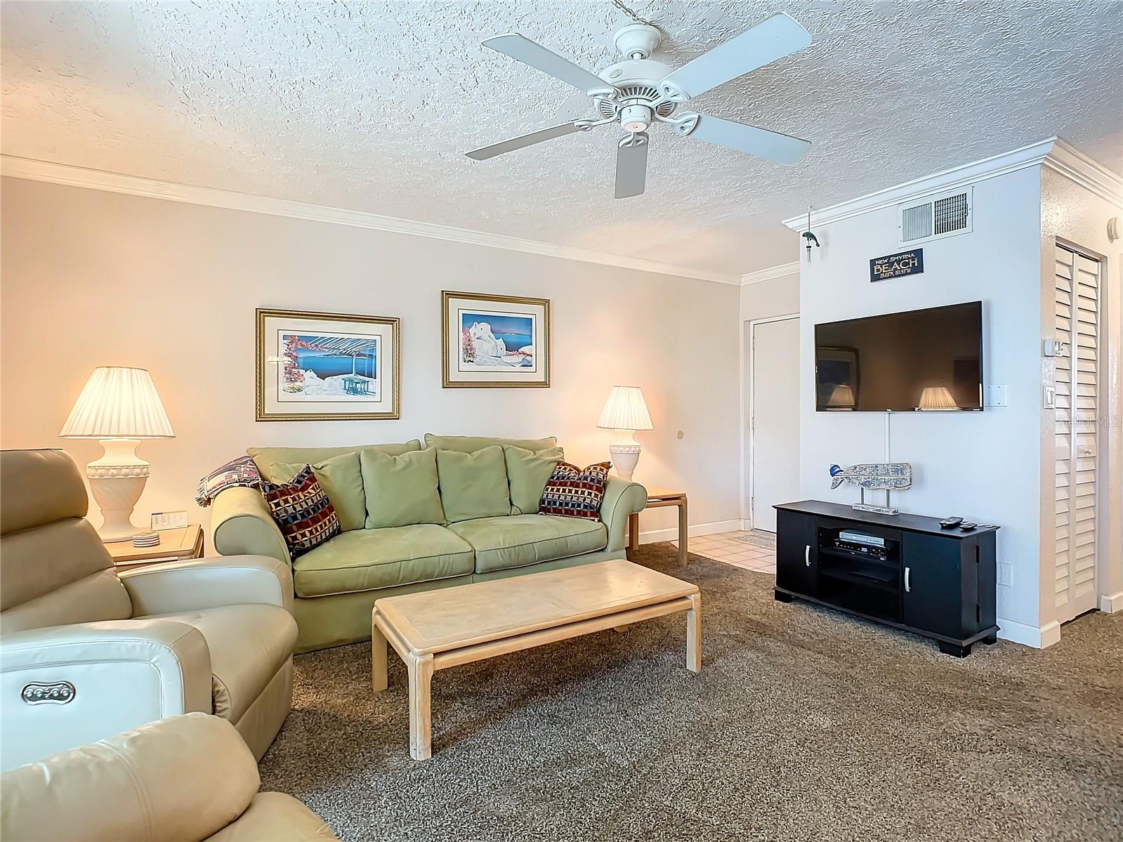 Image 5 of 14 For 4225 Atlantic Avenue 218
