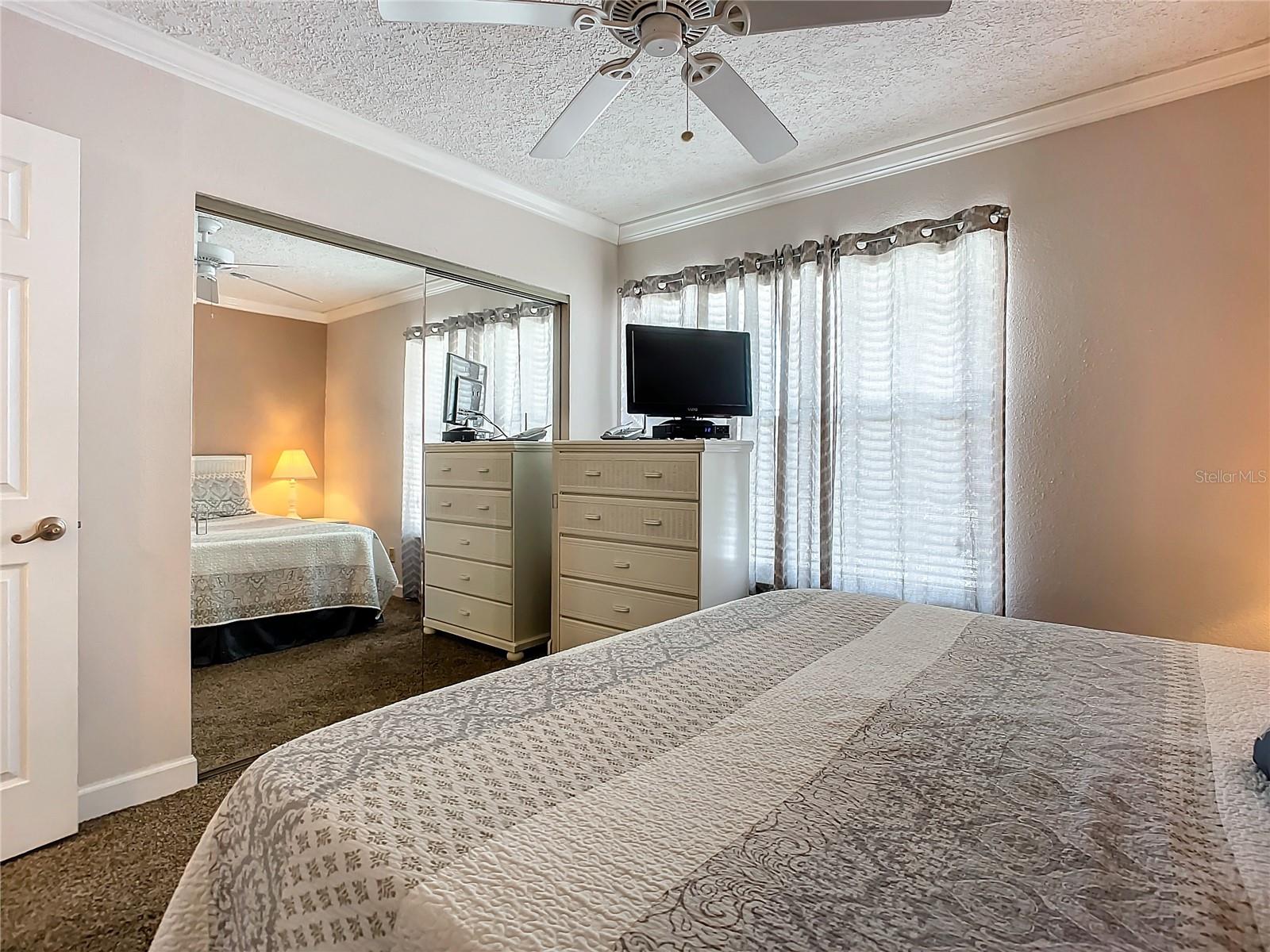 Image 7 of 14 For 4225 Atlantic Avenue 218
