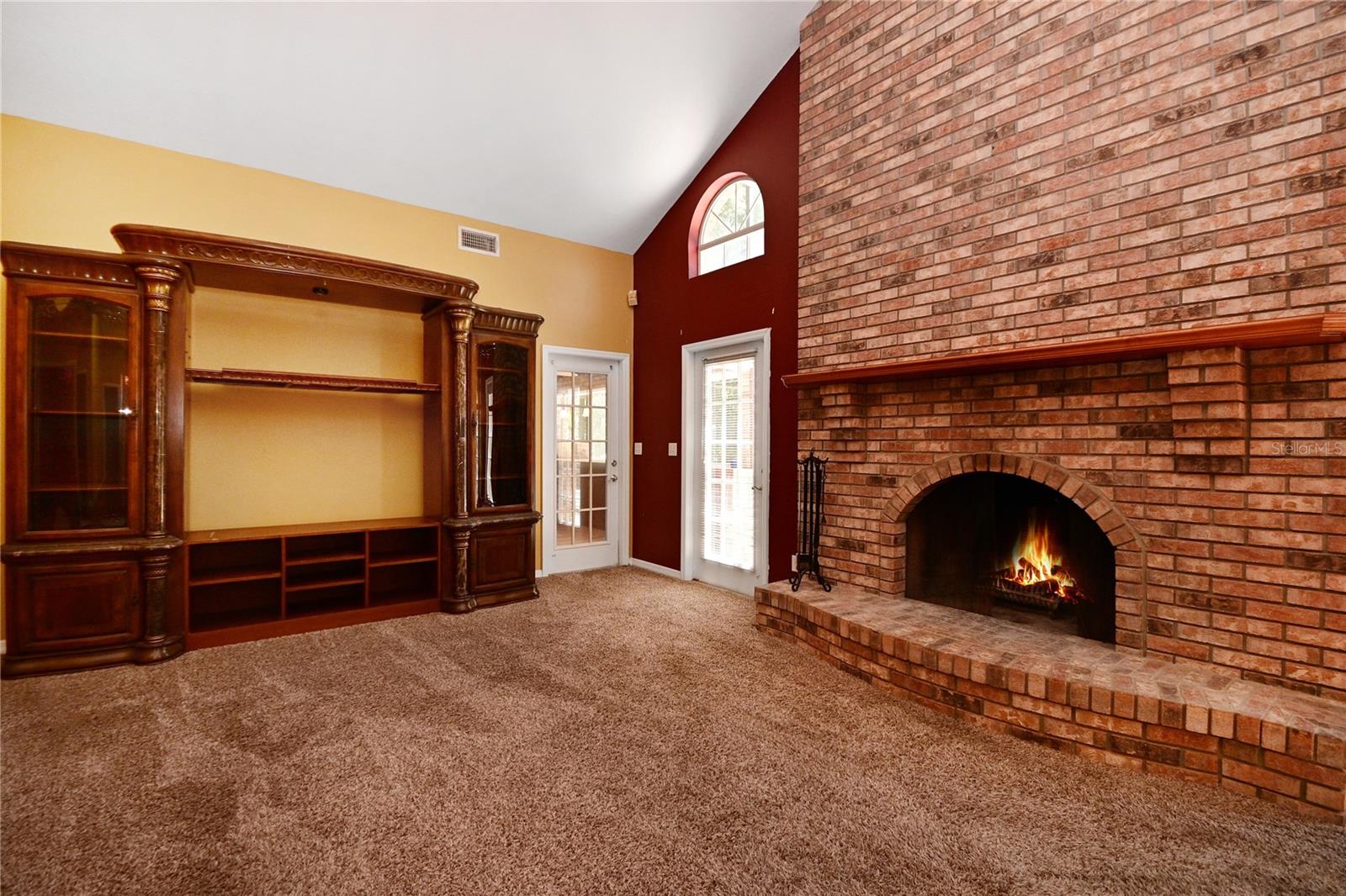 Image 24 of 57 For 682 Ferncliff Drive