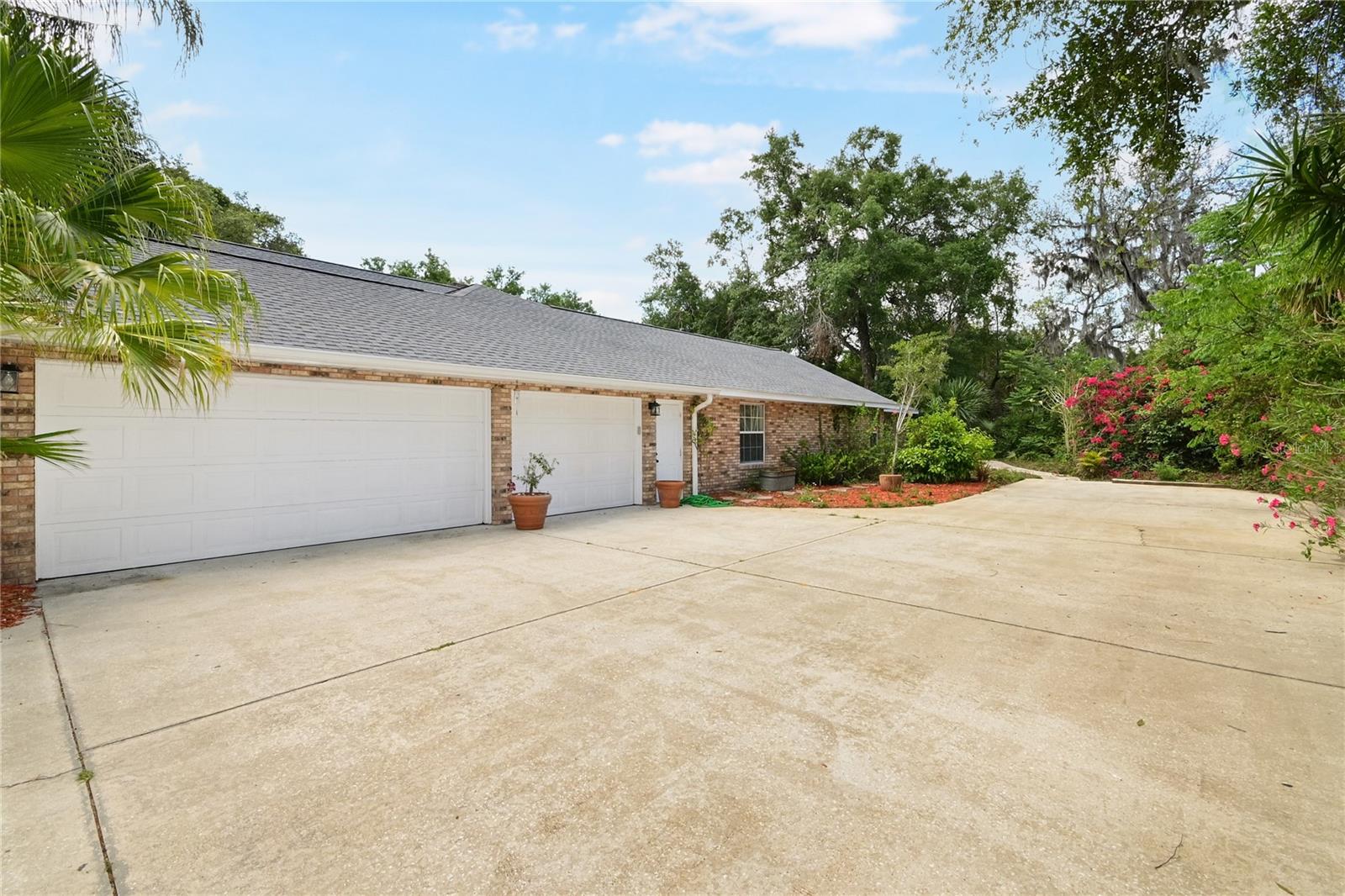 Image 5 of 57 For 682 Ferncliff Drive