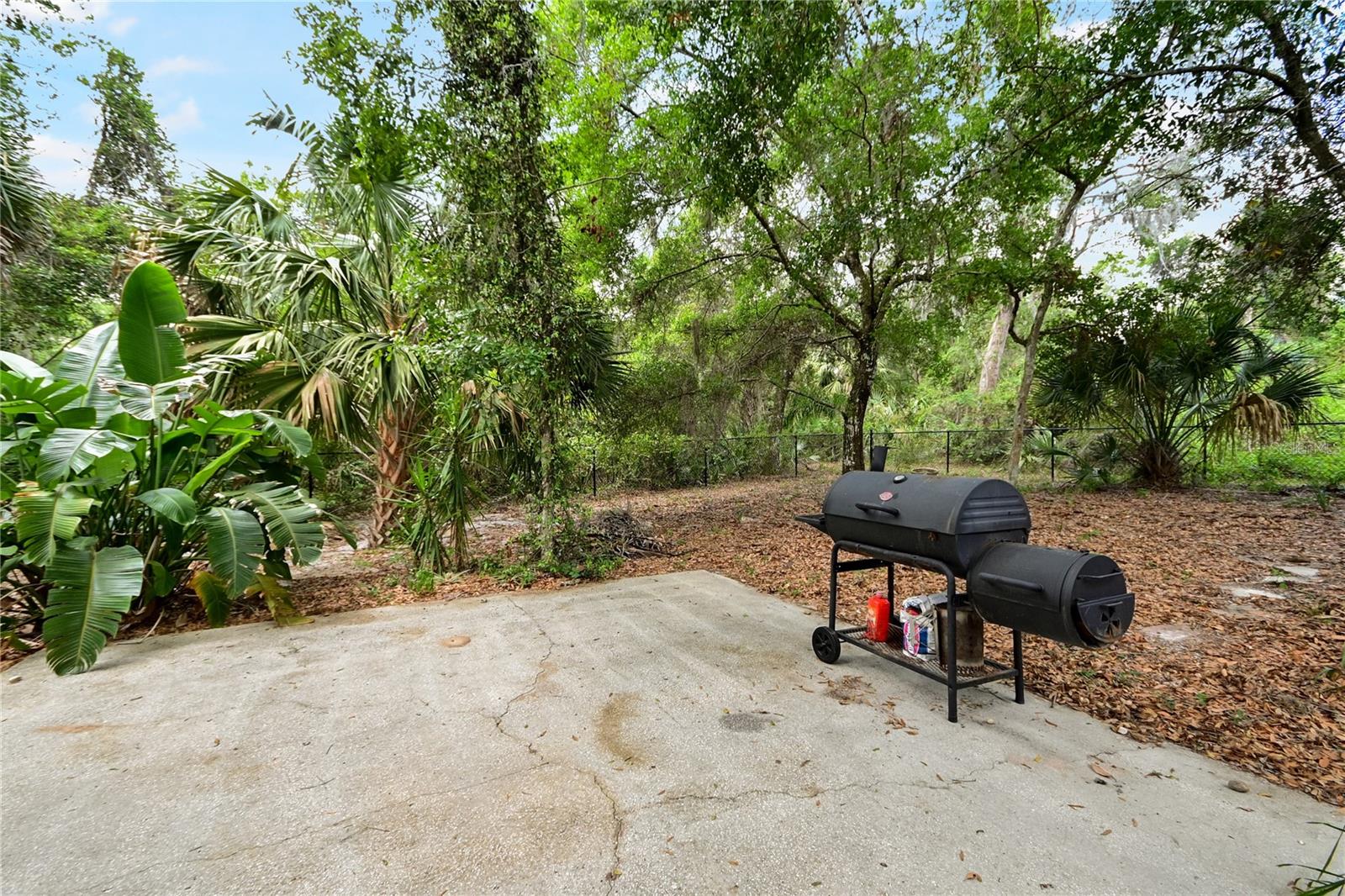 Image 51 of 57 For 682 Ferncliff Drive