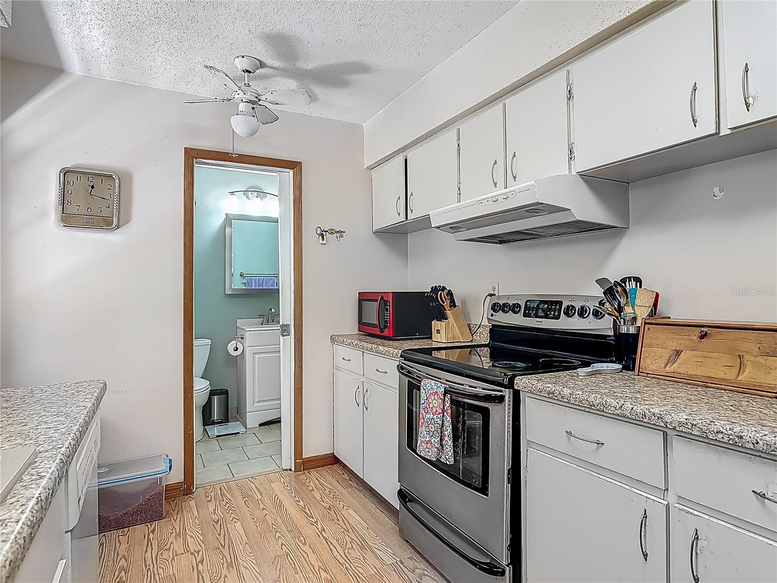 Image 10 of 32 For 830 Christy Drive