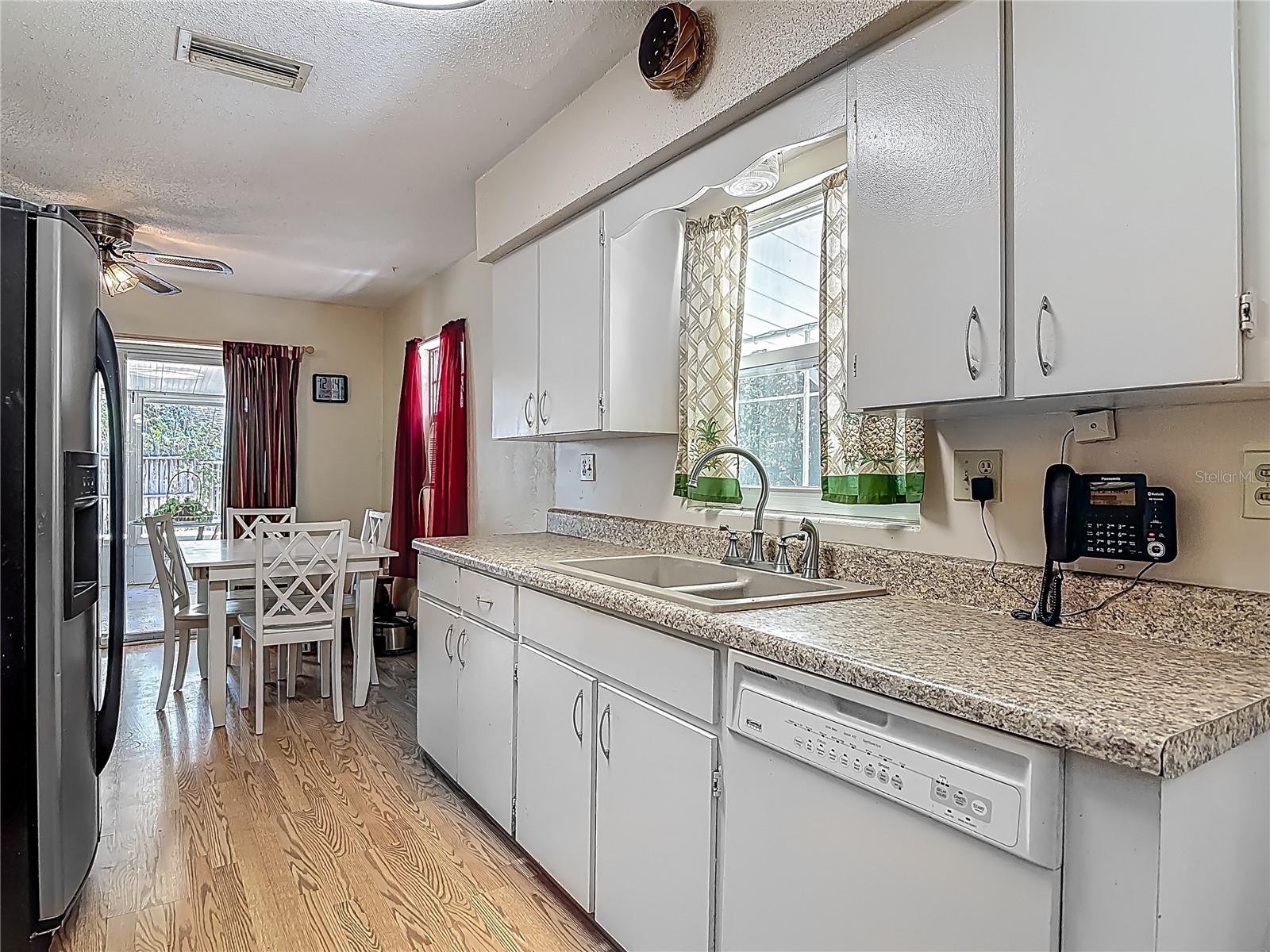 Image 11 of 32 For 830 Christy Drive