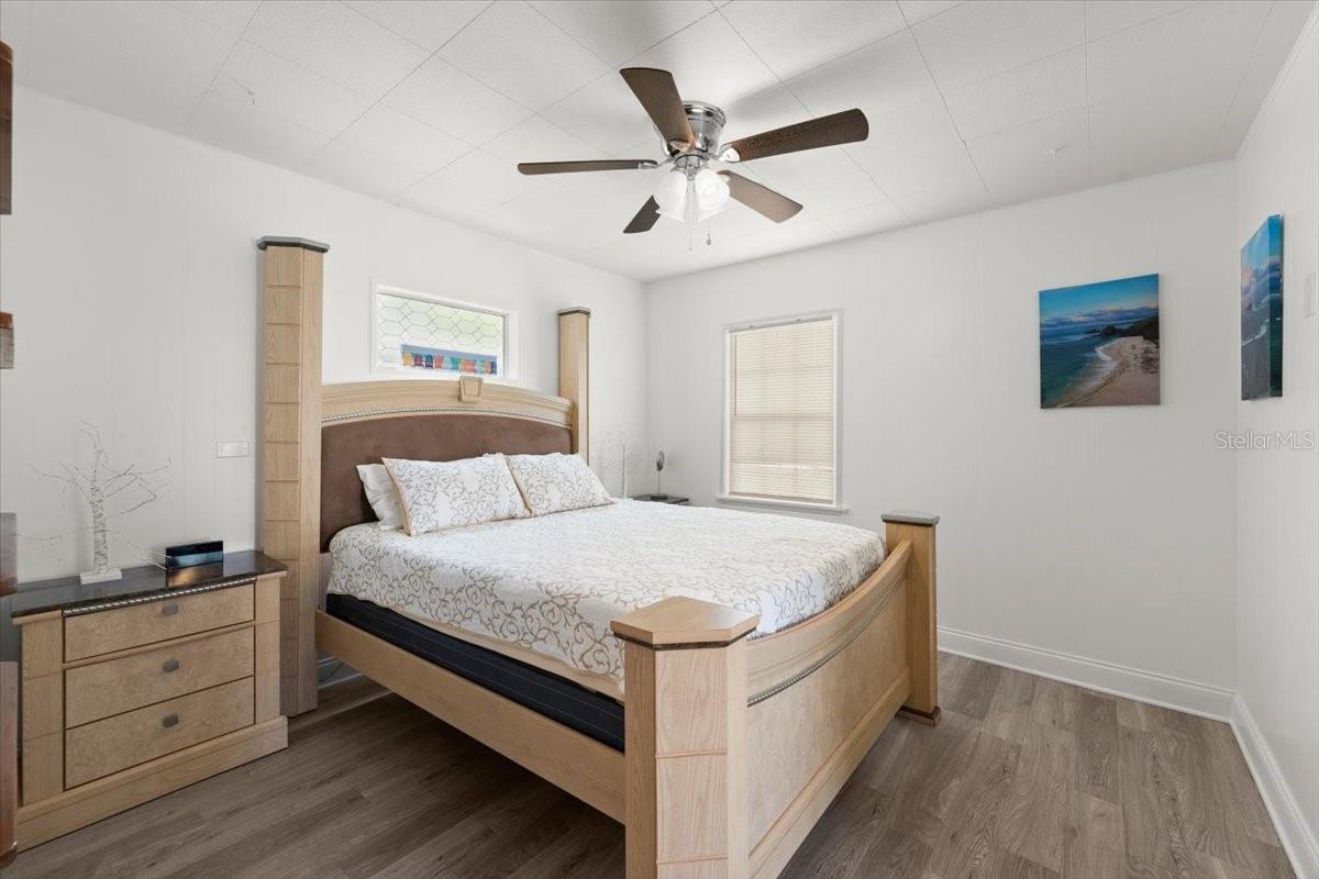 Image 9 of 41 For 135 12th Street