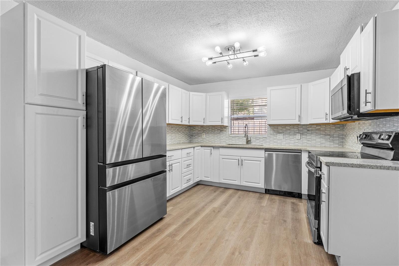 Image 18 of 39 For 3610 Donna Street