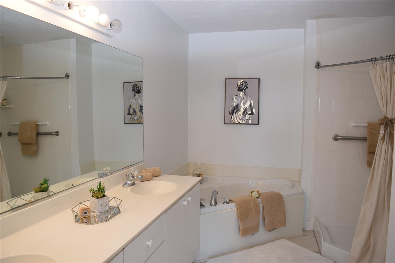 Image 25 of 35 For 426 Bouchelle Drive 401