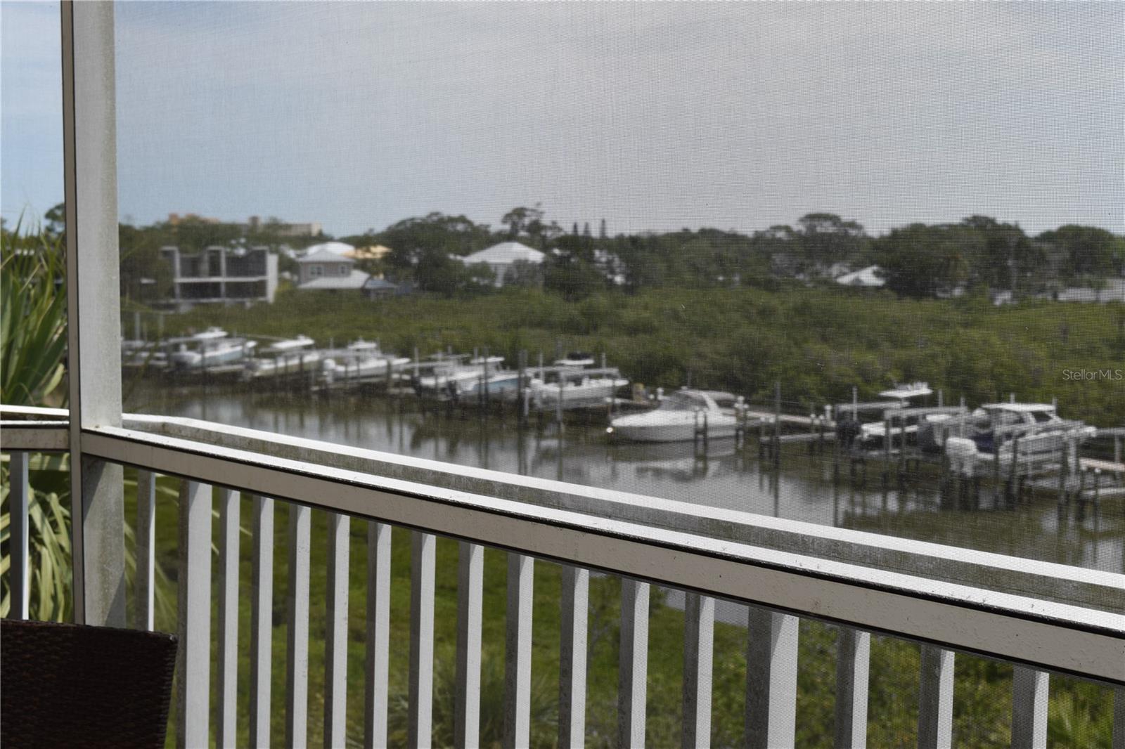 Image 3 of 35 For 426 Bouchelle Drive 401