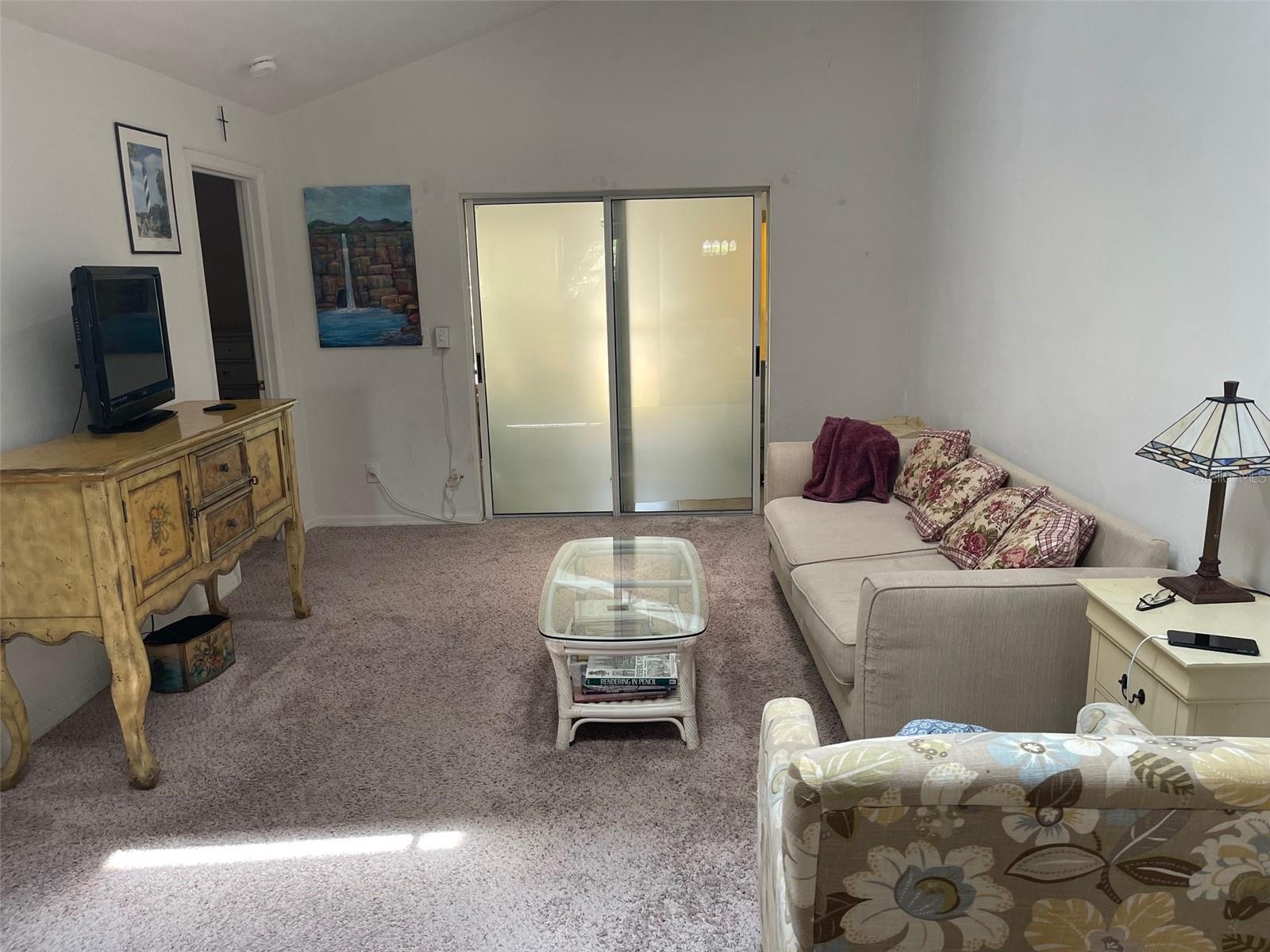 Image 4 of 9 For 305 Paradise Lane