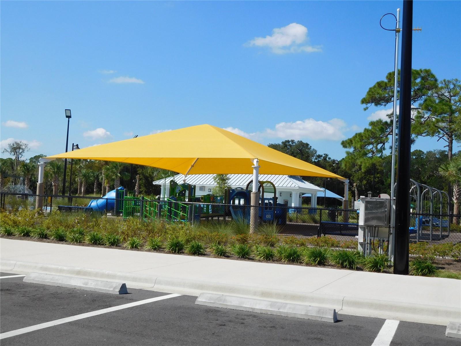 Image 50 of 54 For 1627 Umbrella Tree Drive