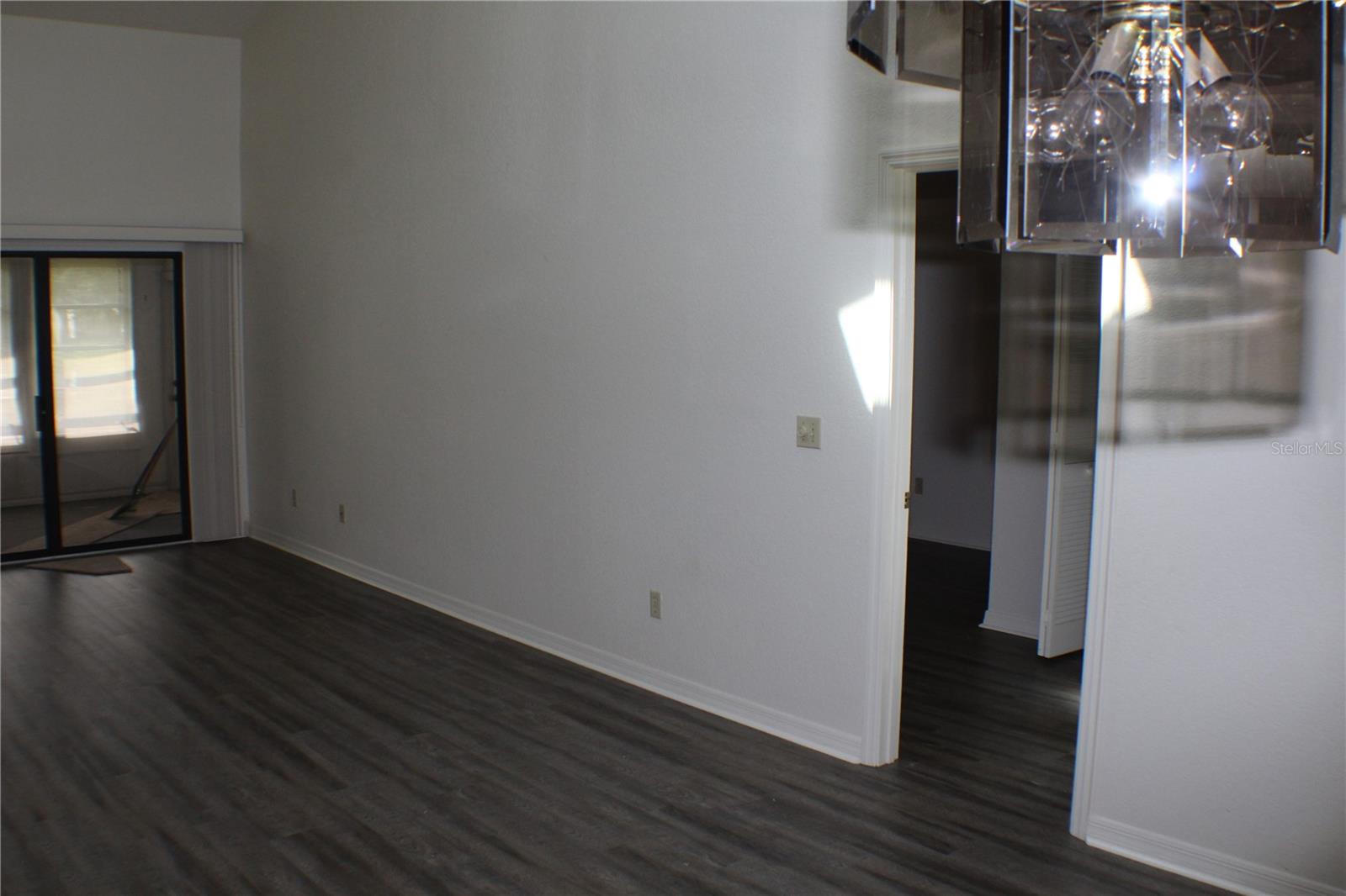 Image 6 of 17 For 2243 Deerwood Drive