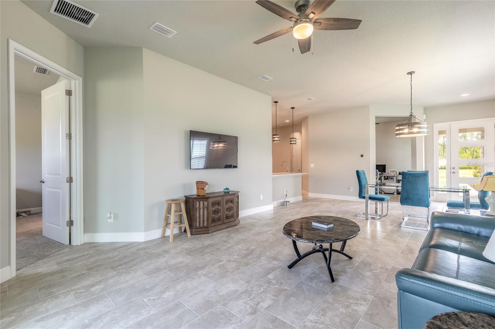 Image 30 of 45 For 6456 Roseberry Court