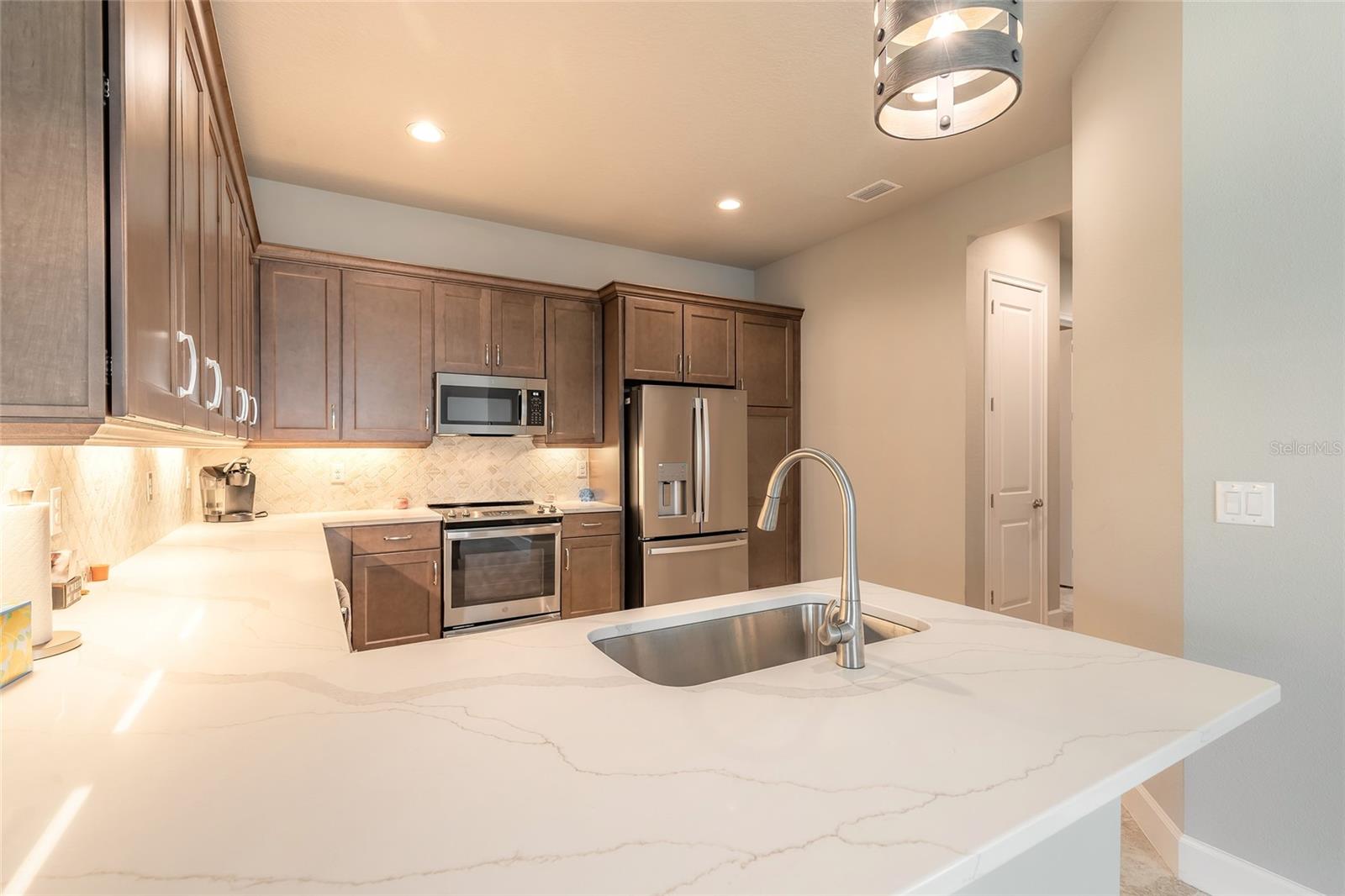 Image 4 of 45 For 6456 Roseberry Court