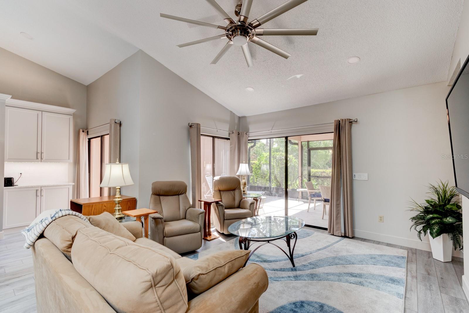 Image 2 of 40 For 1903 Sprucewood Way