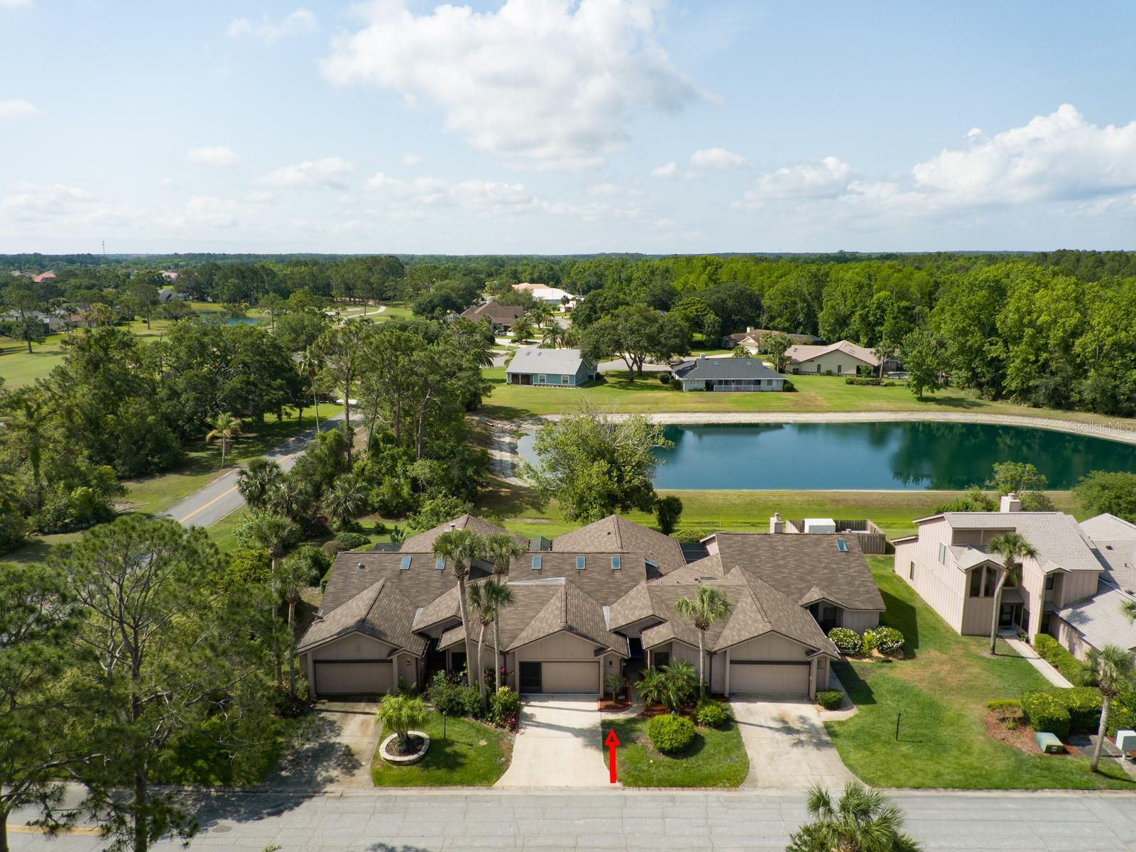 Image 33 of 40 For 1903 Sprucewood Way