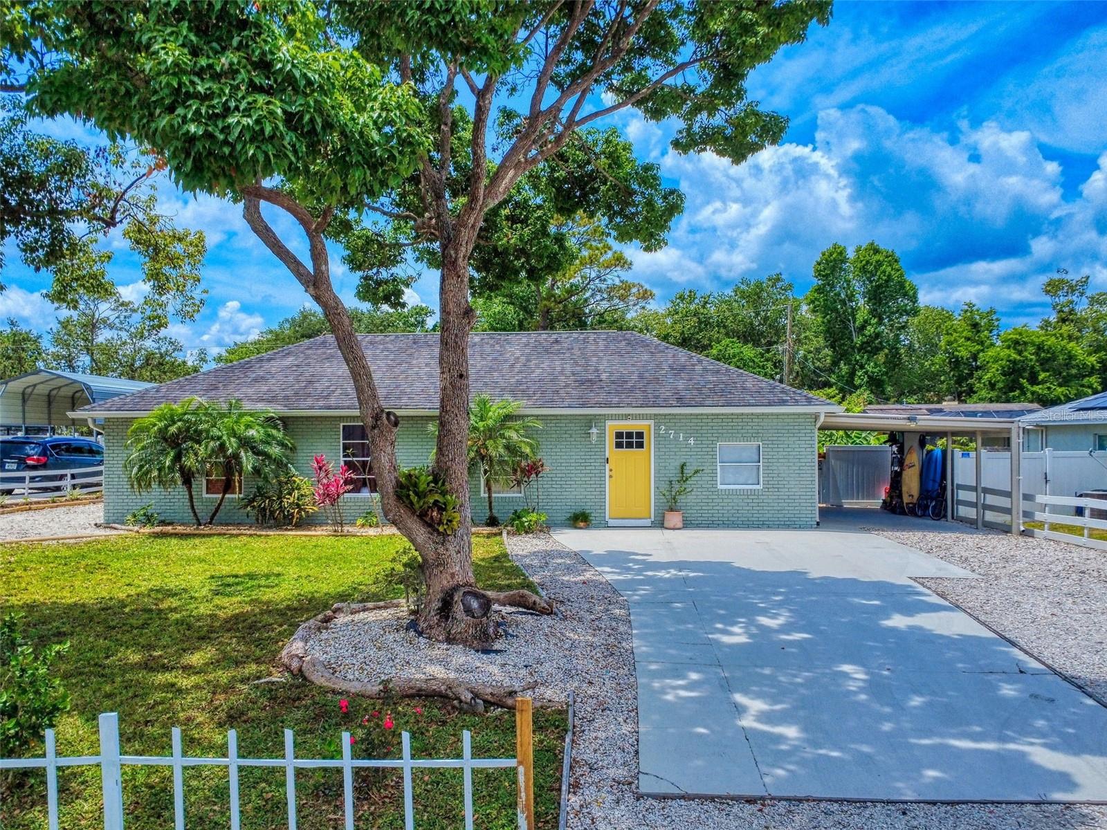 Details for 2714 Yule Tree Drive, EDGEWATER, FL 32141