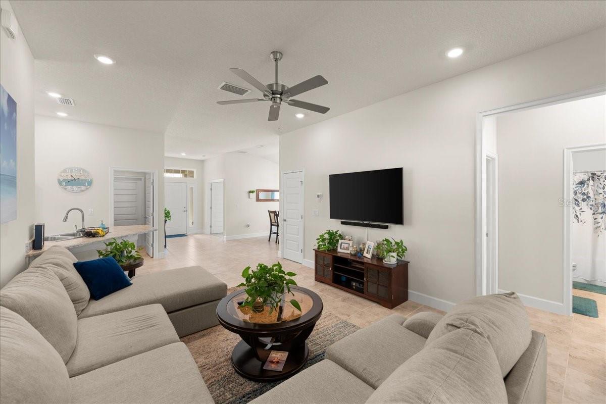 Image 15 of 45 For 1021 Tupelo Circle