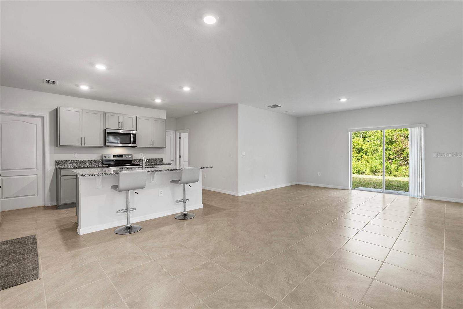 Image 6 of 28 For 326 Caryota Court