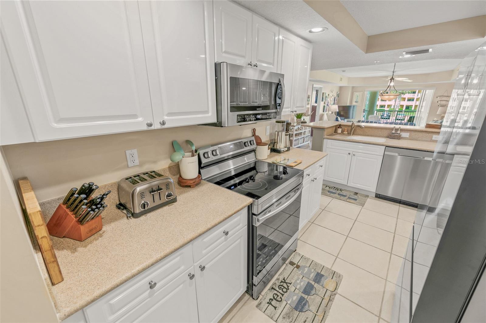 Image 16 of 72 For 4670 Links Village Drive D206