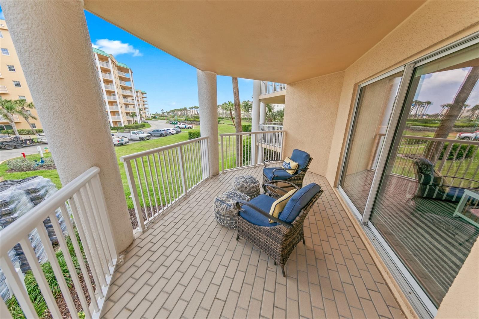 Image 9 of 72 For 4670 Links Village Drive D206