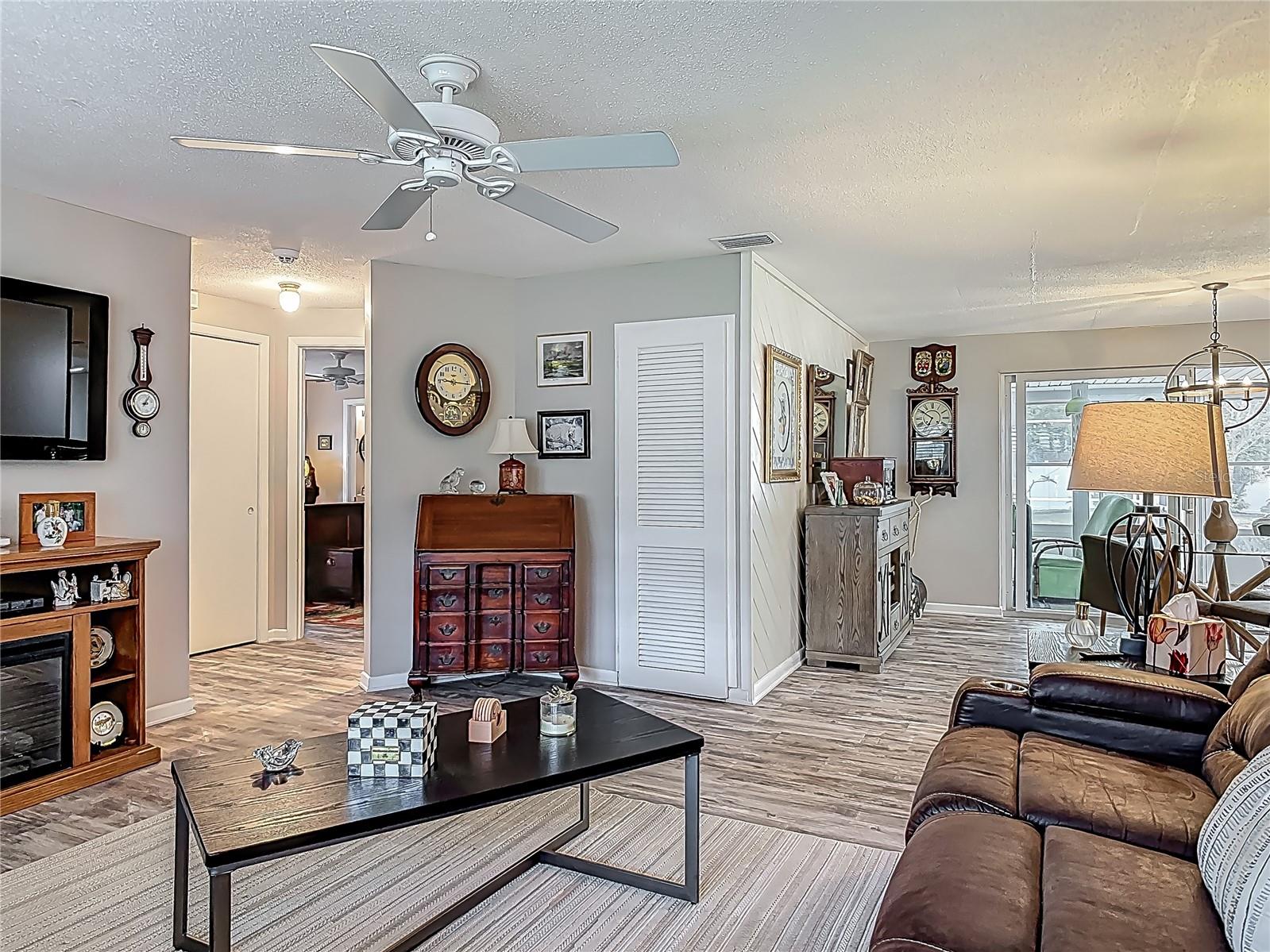 Image 11 of 54 For 805 15th Avenue