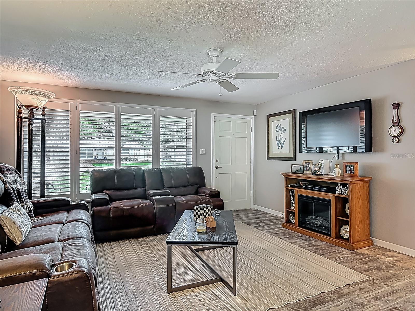 Image 13 of 54 For 805 15th Avenue