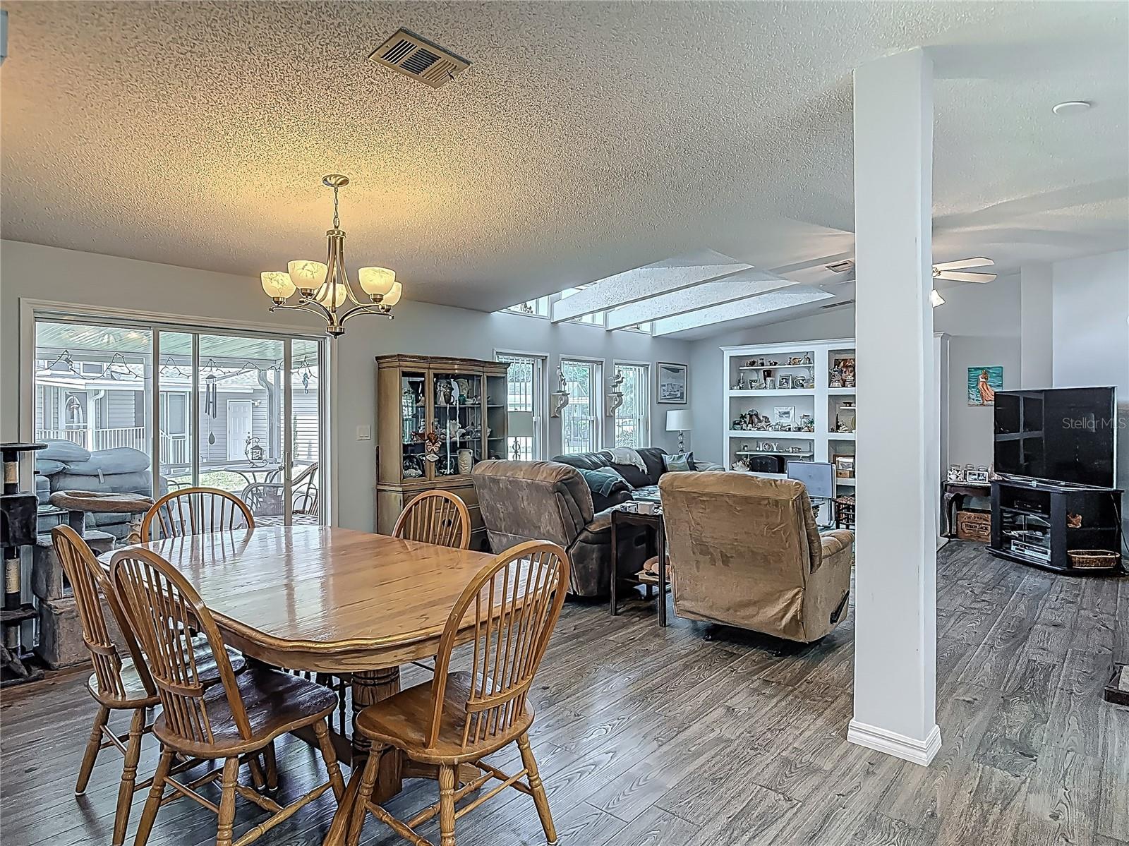 Image 12 of 60 For 632 Portside Lane
