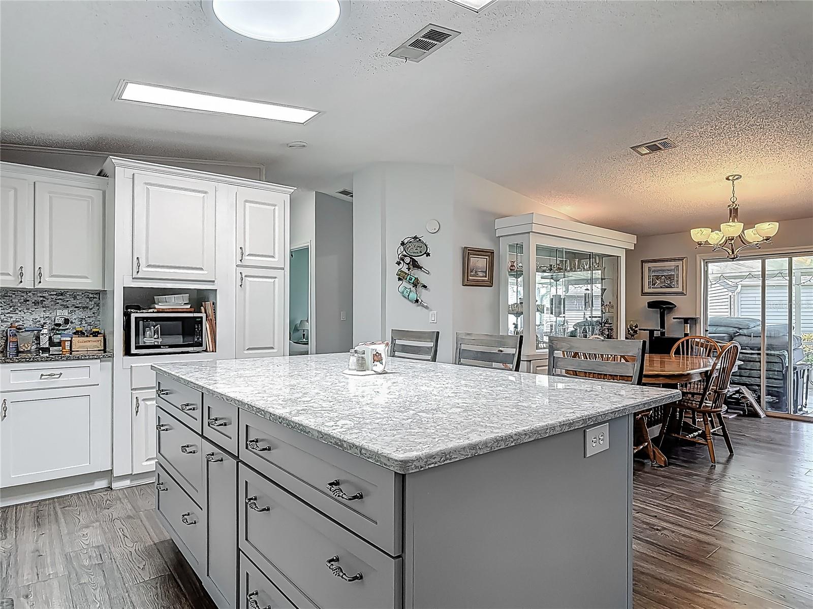Image 17 of 60 For 632 Portside Lane