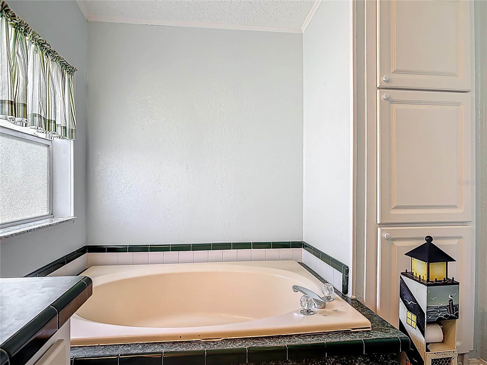 Image 34 of 60 For 632 Portside Lane
