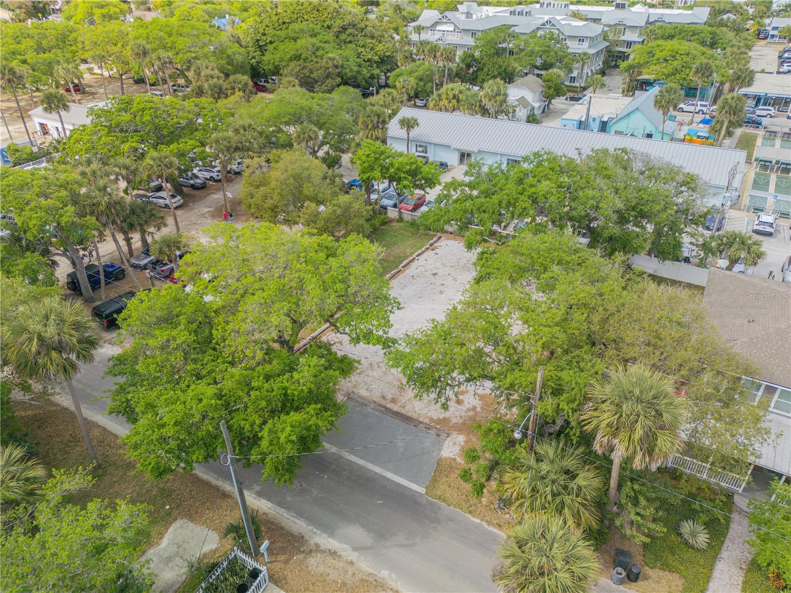 Image 9 of 25 For 214 Columbus Avenue