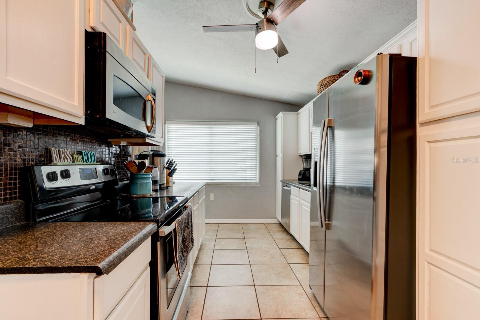 Image 11 of 34 For 184 Azalea Road