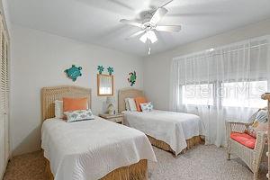 Image 21 of 24 For 4175 Atlantic Avenue 4050