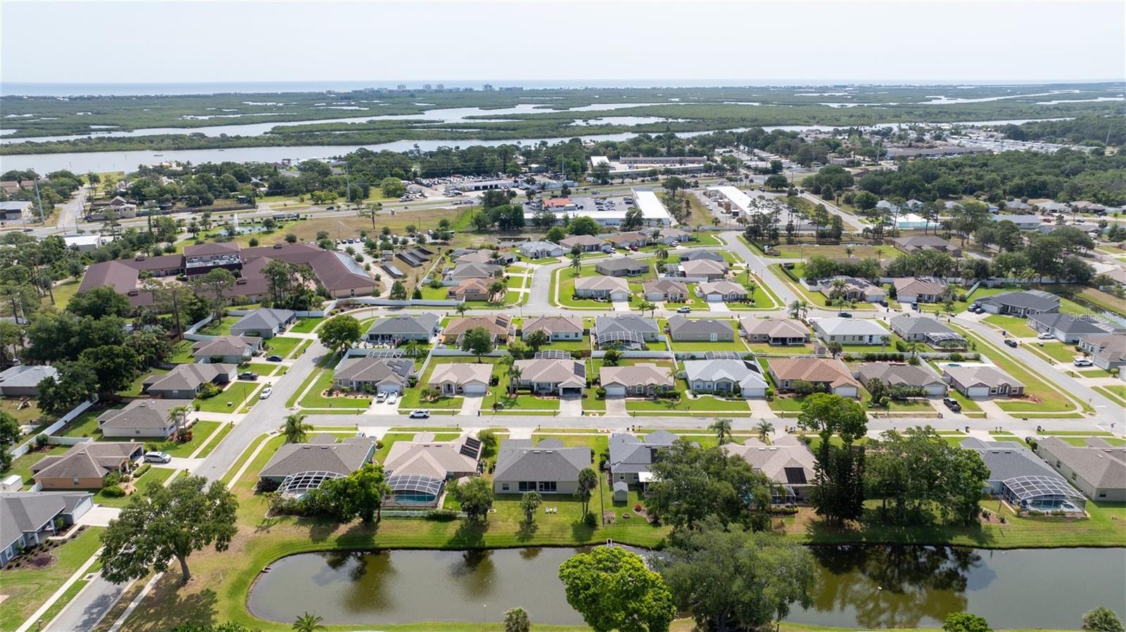 Image 42 of 43 For 404 Central Mariners Drive