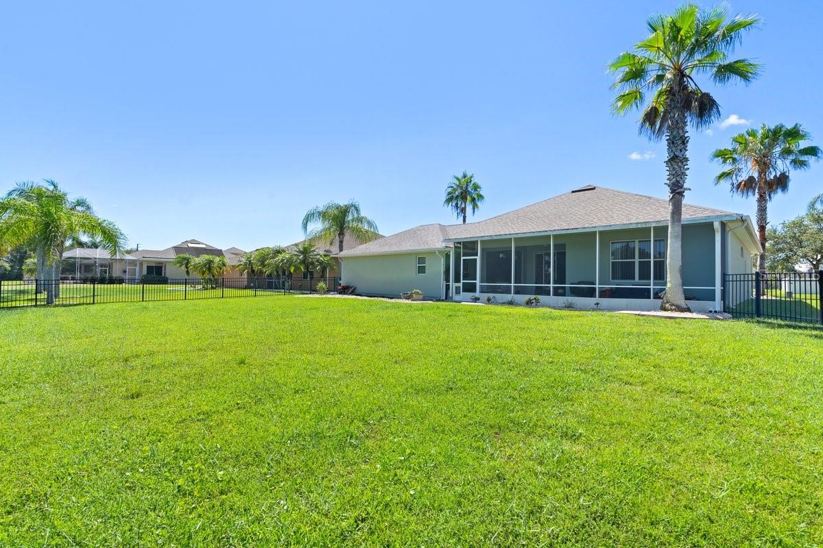 Image 37 of 44 For 637 Marisol Drive