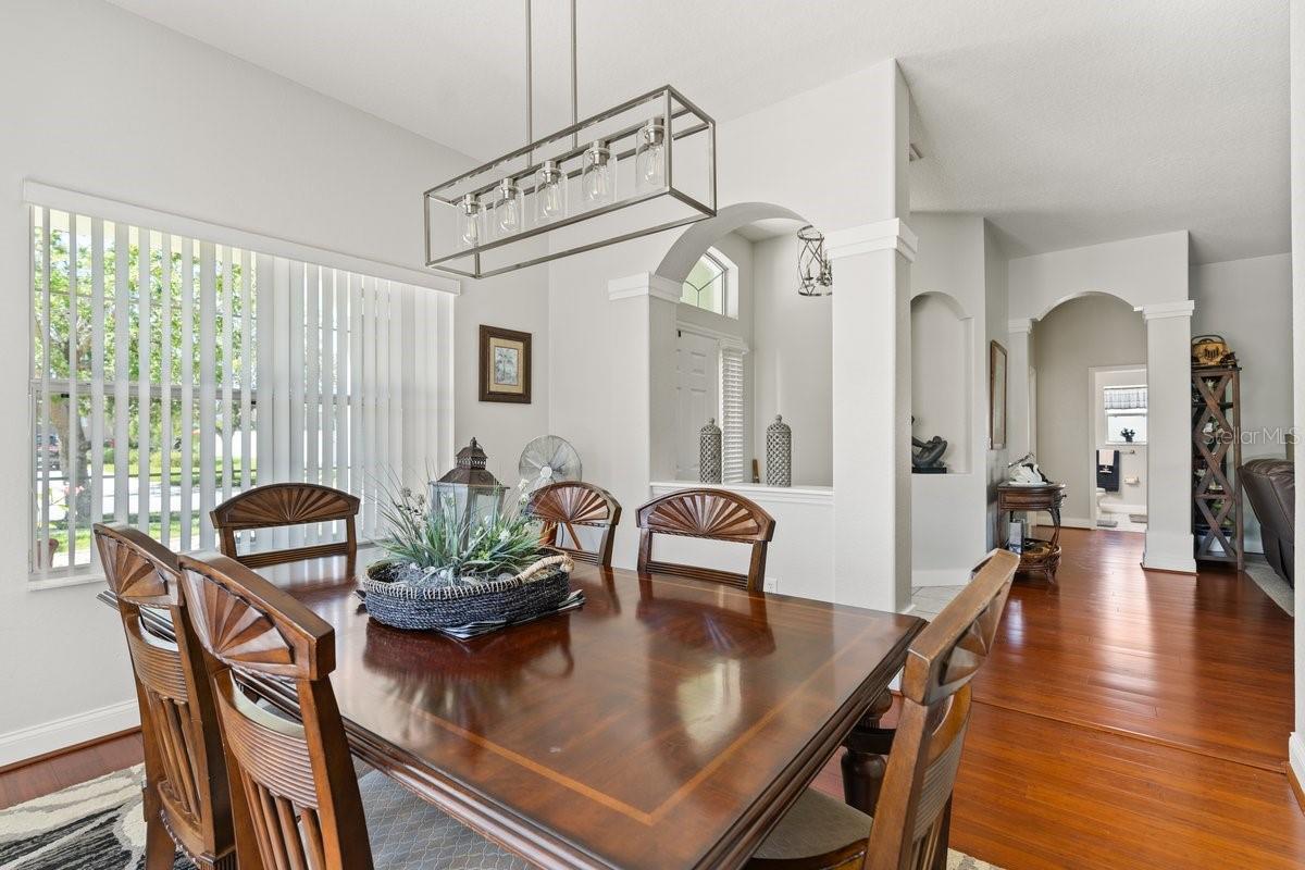 Image 9 of 44 For 637 Marisol Drive