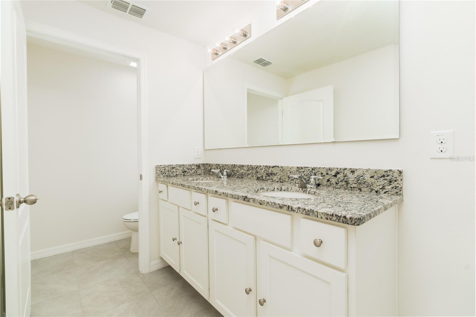 Image 21 of 29 For 1674 Coulter Lane