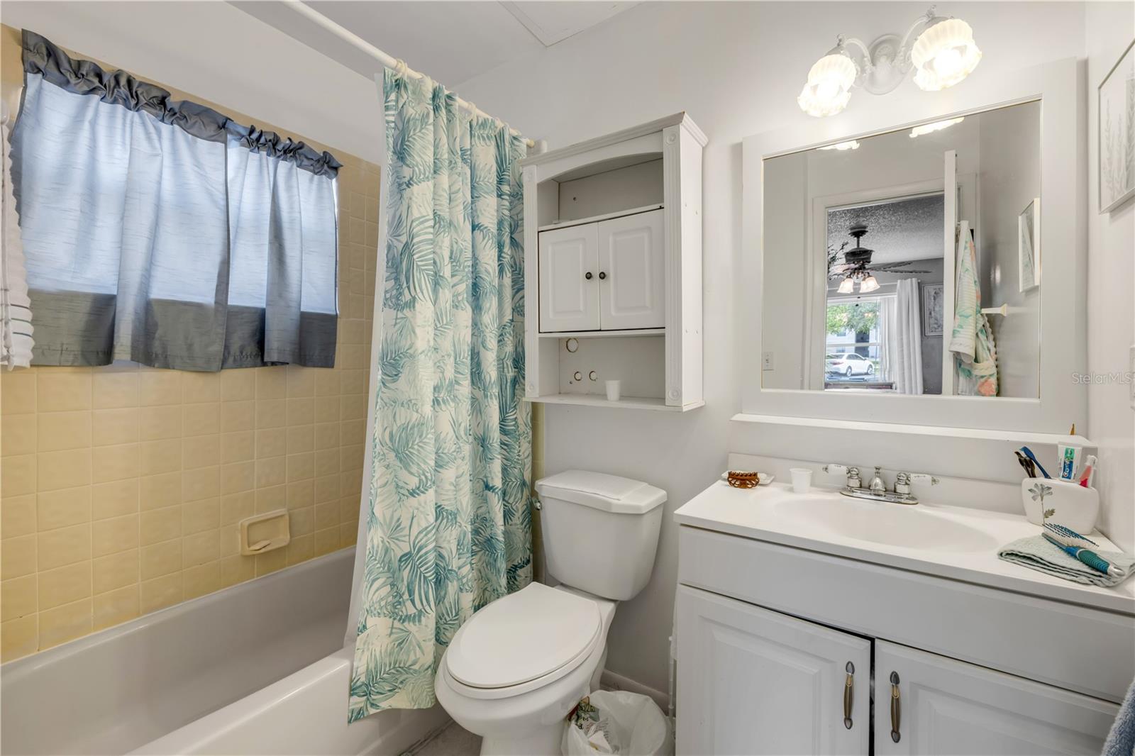 Image 16 of 25 For 412 Banana Cay Drive A