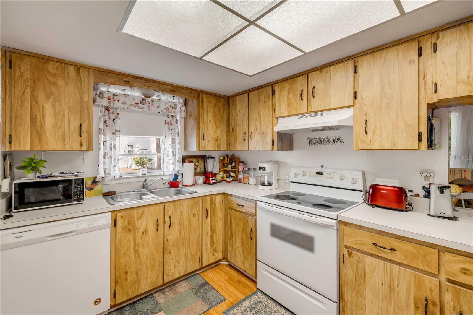 Image 8 of 25 For 412 Banana Cay Drive A