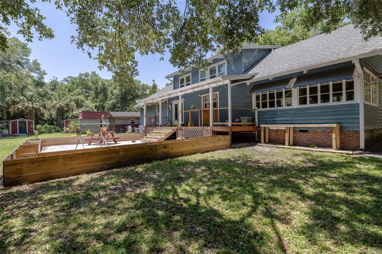 Image 20 of 33 For 4580 Lake James Circle