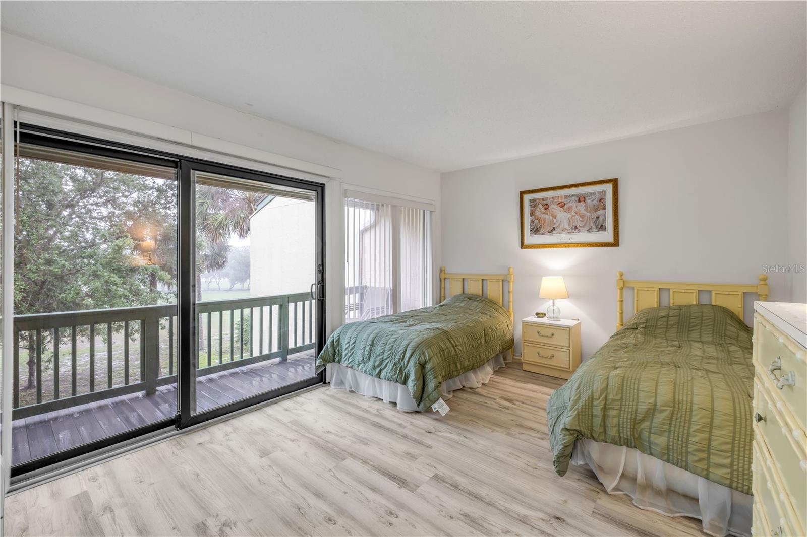 Image 14 of 25 For 257 Club House Boulevard