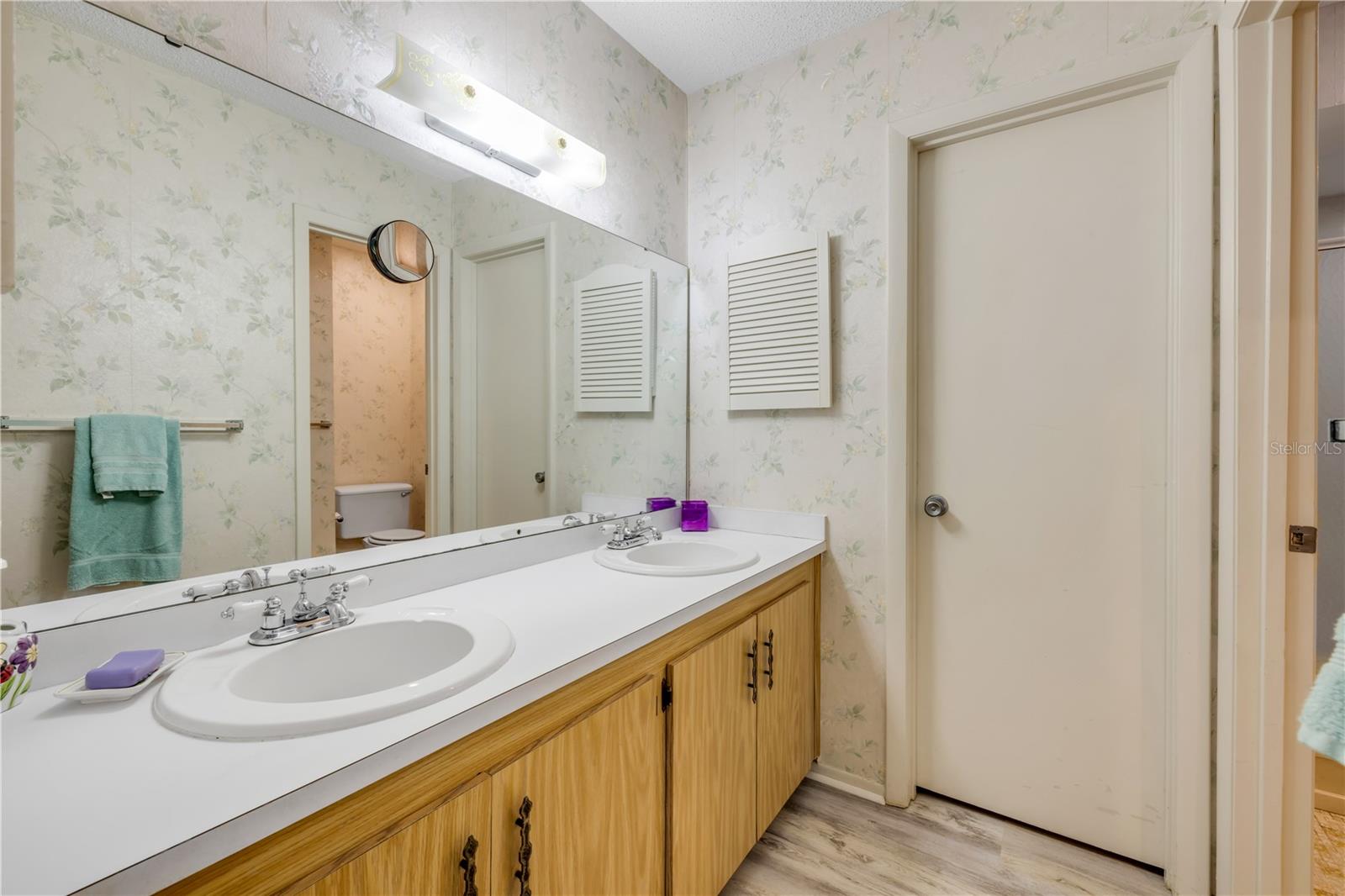 Image 16 of 25 For 257 Club House Boulevard