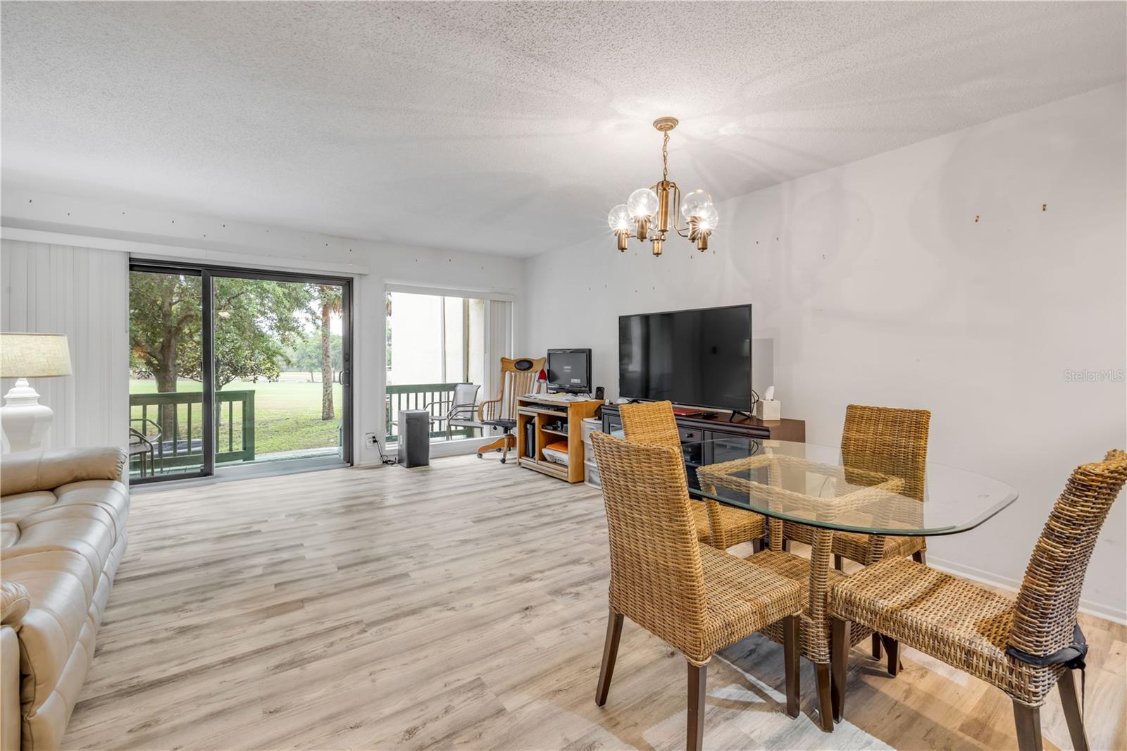 Image 3 of 25 For 257 Club House Boulevard