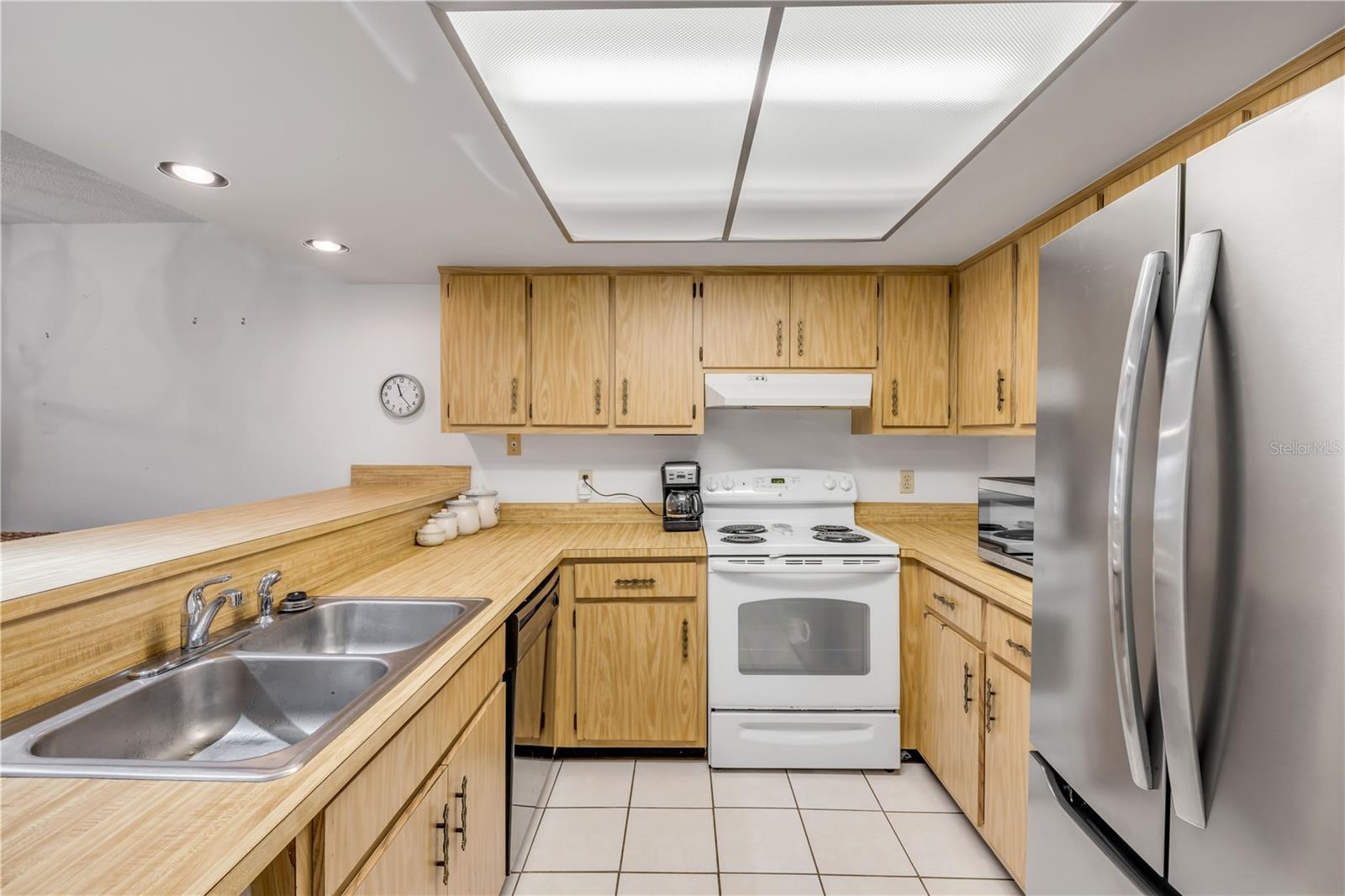 Image 7 of 25 For 257 Club House Boulevard