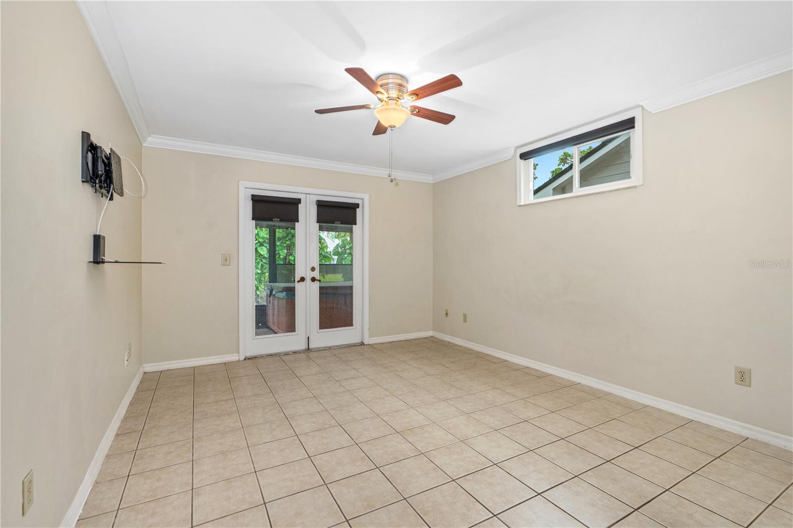 Image 21 of 47 For 115 Bob White Court